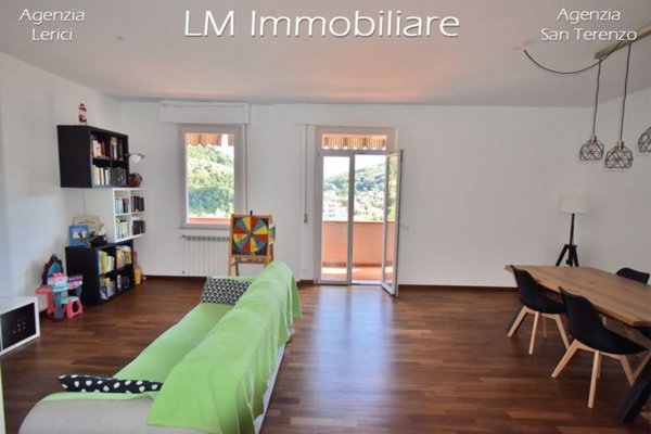 appartamento in vendita a Lerici in zona Pugliola