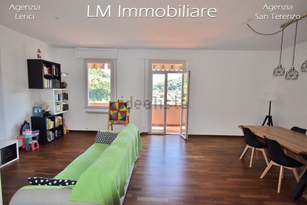 appartamento in vendita a Lerici in zona Pugliola