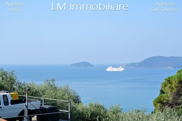 appartamento in vendita a Lerici in zona Pugliola