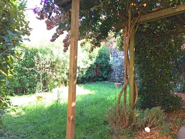casa indipendente in vendita a Lerici in zona Pugliola