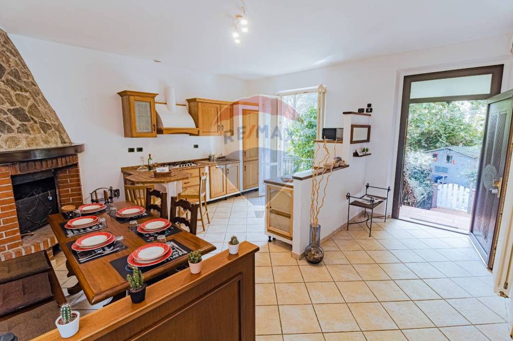 casa indipendente in vendita a Lerici