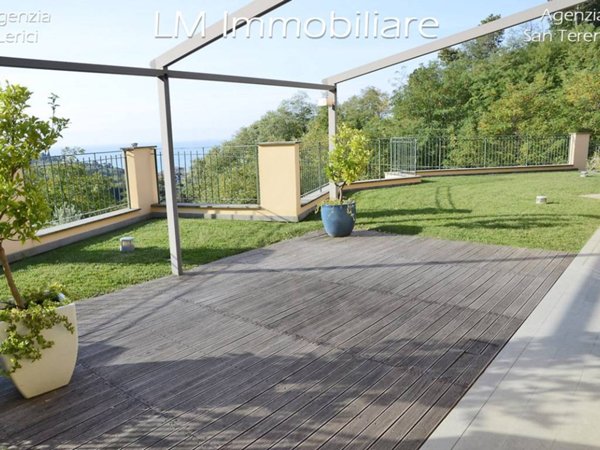 casa indipendente in vendita a Lerici