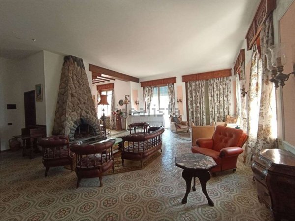 casa indipendente in vendita a Lerici