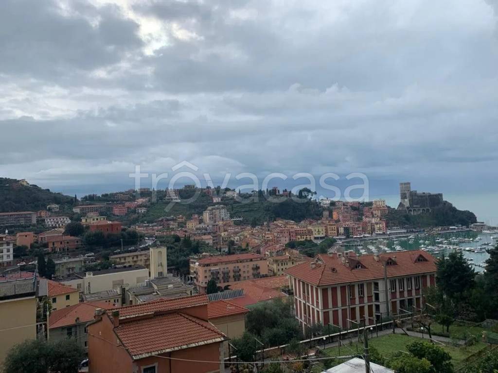 appartamento in vendita a Lerici