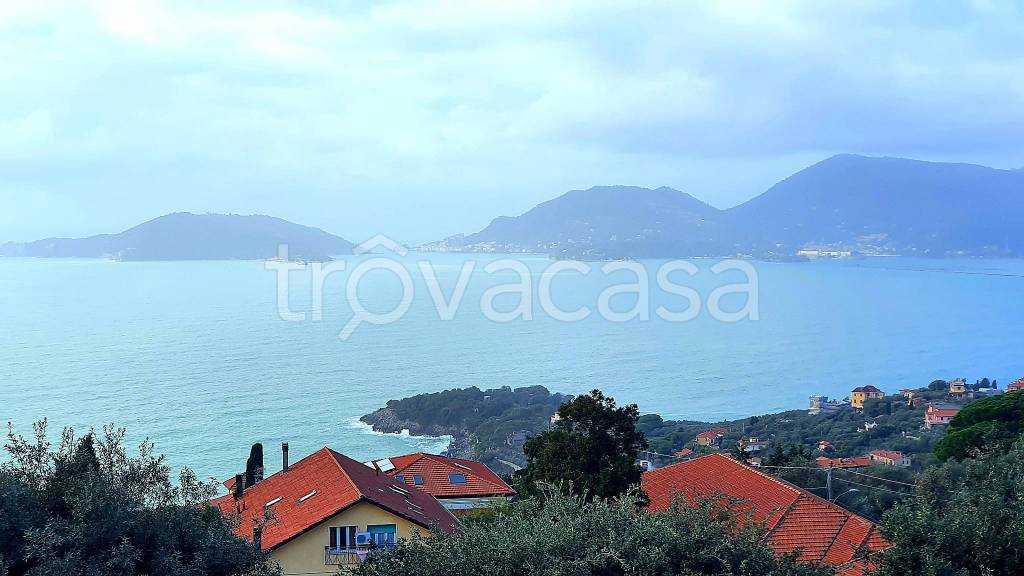 appartamento in vendita a Lerici in zona La Serra