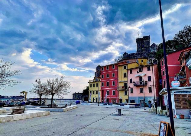 negozio in vendita a Lerici in zona San Terenzo