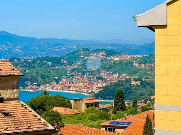 appartamento in vendita a Lerici in zona San Terenzo