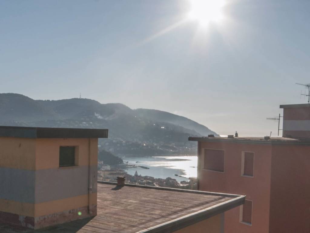 appartamento in vendita a Lerici in zona San Terenzo