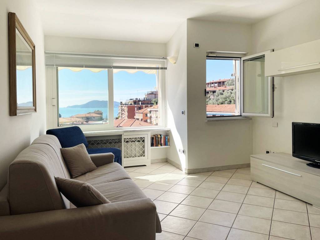 appartamento in vendita a Lerici