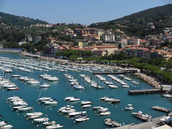 appartamento in vendita a Lerici