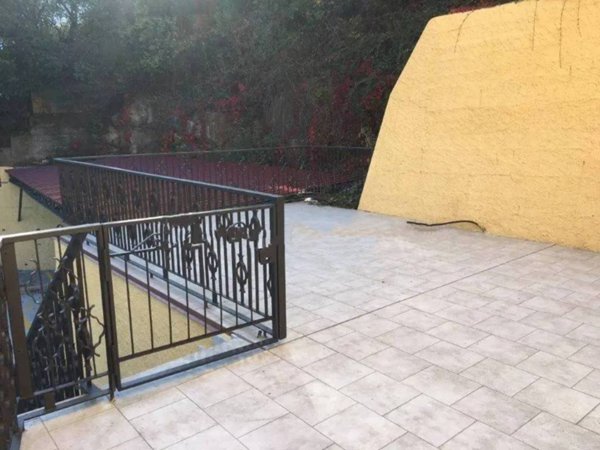 appartamento in vendita a Lerici in zona Pugliola