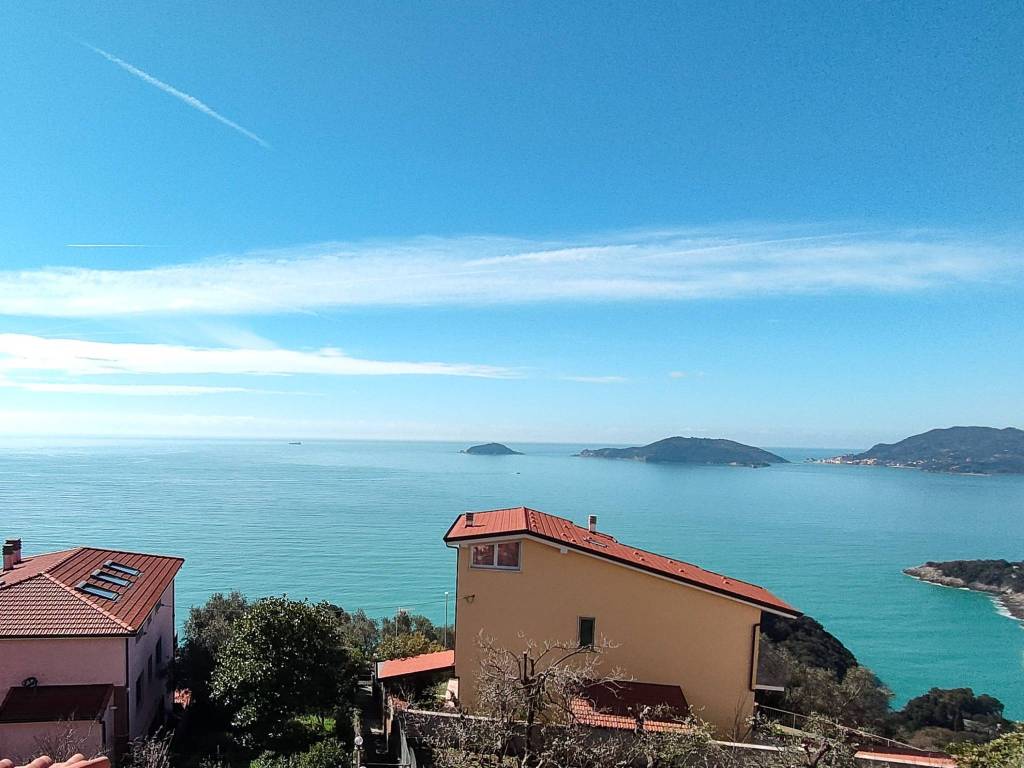 appartamento in vendita a Lerici in zona La Serra