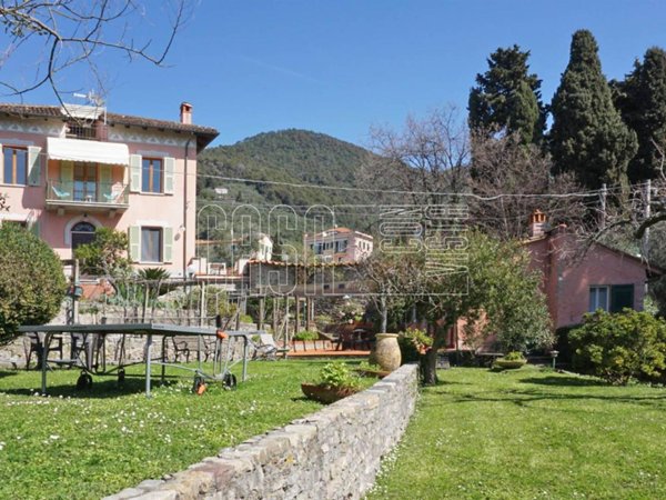 casa indipendente in vendita a Lerici in zona Tellaro