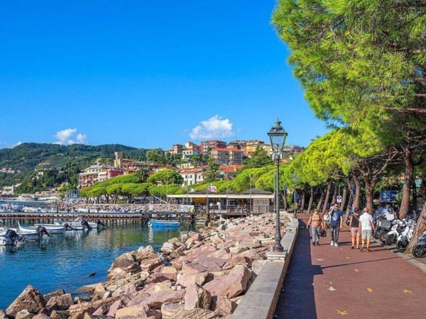 appartamento in vendita a Lerici