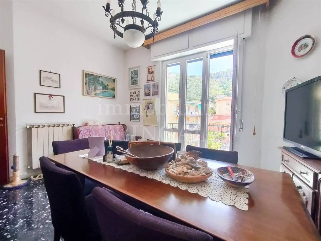 appartamento in vendita a Lerici in zona Pugliola