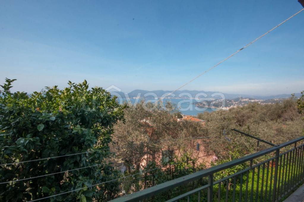 appartamento in vendita a Lerici in zona La Serra