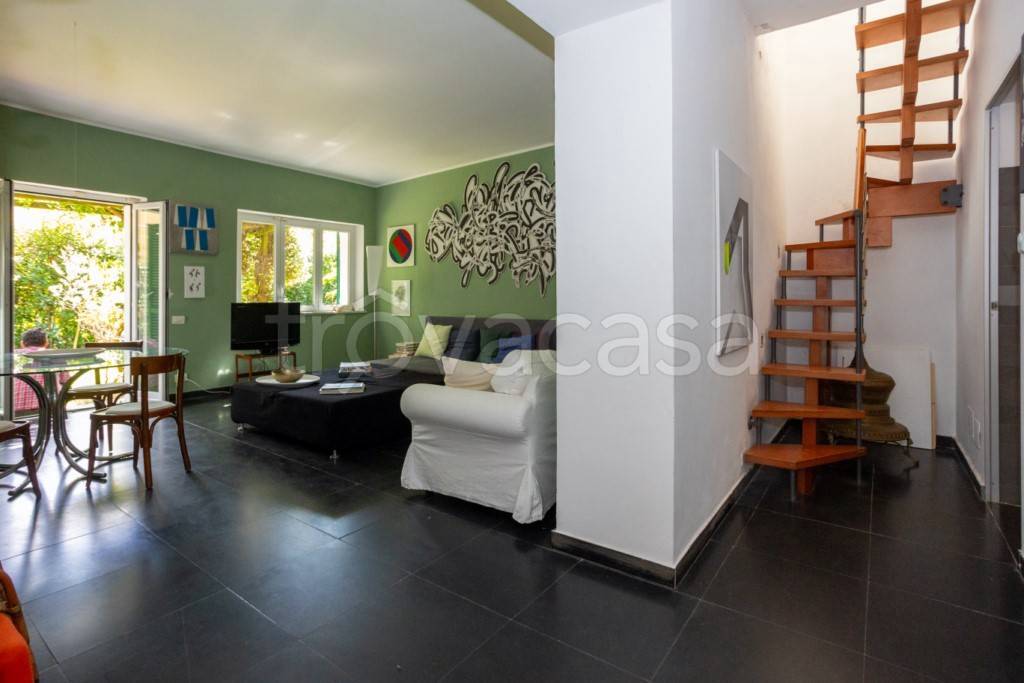 casa indipendente in vendita a Lerici in zona Pugliola