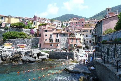casa indipendente in vendita a Lerici in zona Tellaro