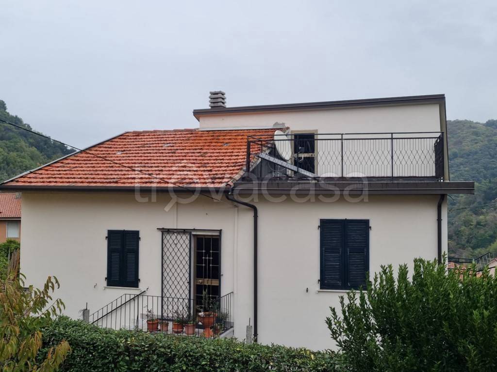appartamento in vendita a Lerici in zona Pugliola
