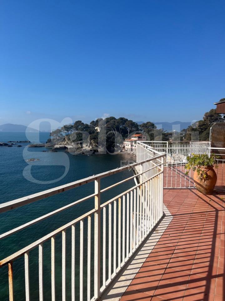 appartamento in vendita a Lerici