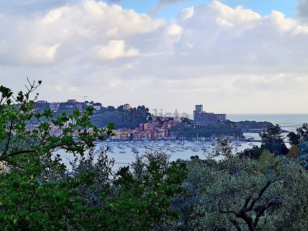 appartamento in vendita a Lerici in zona San Terenzo