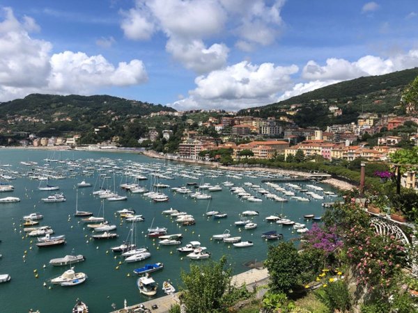 appartamento in vendita a Lerici in zona San Terenzo