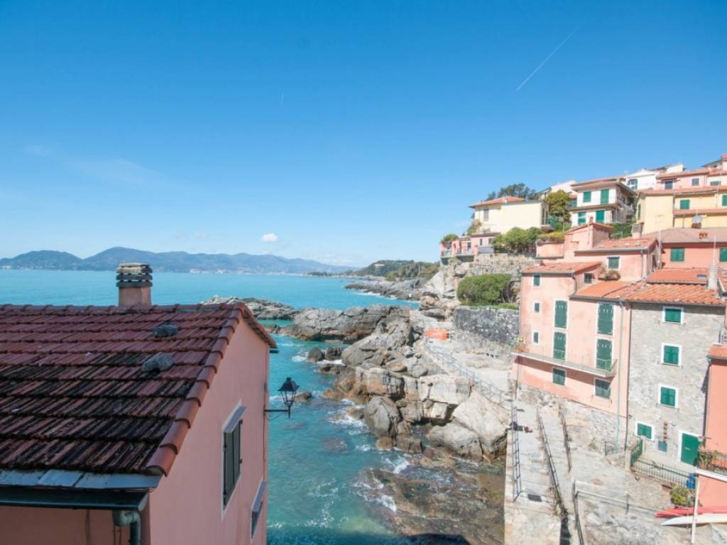appartamento in vendita a Lerici in zona Tellaro