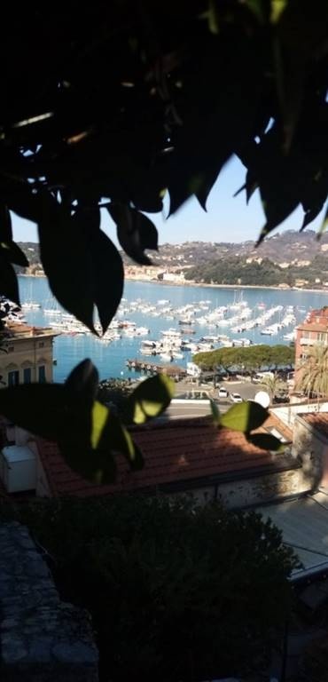 casa semindipendente in vendita a Lerici