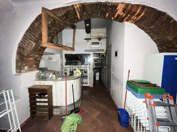 negozio in vendita a Lerici in zona San Terenzo