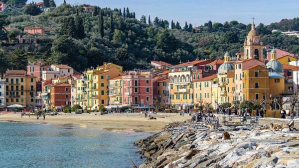 appartamento in vendita a Lerici in zona San Terenzo