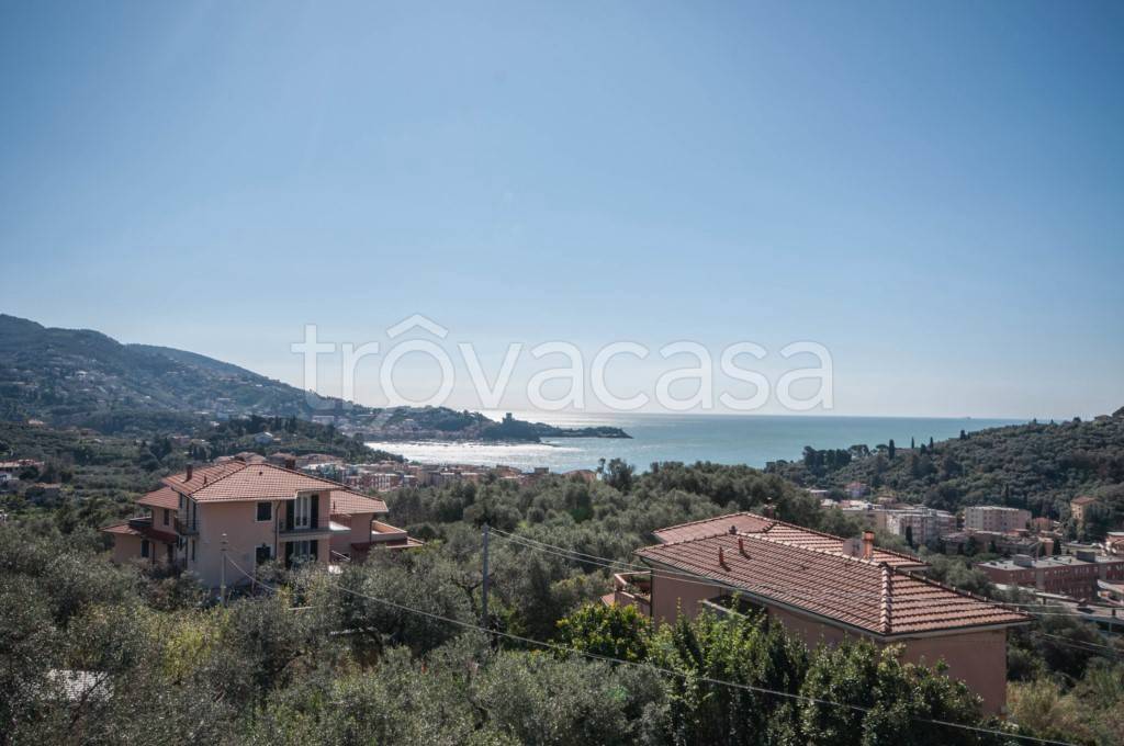 appartamento in vendita a Lerici in zona San Terenzo