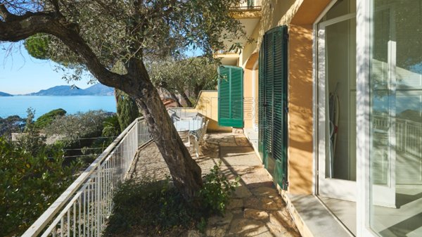 appartamento in vendita a Lerici in zona Tellaro
