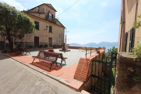 appartamento in vendita a Lerici in zona La Serra