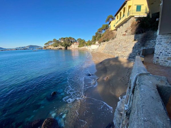 appartamento in vendita a Lerici in zona Tellaro