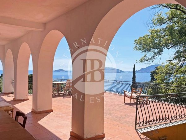 casa indipendente in vendita a Lerici in zona La Serra