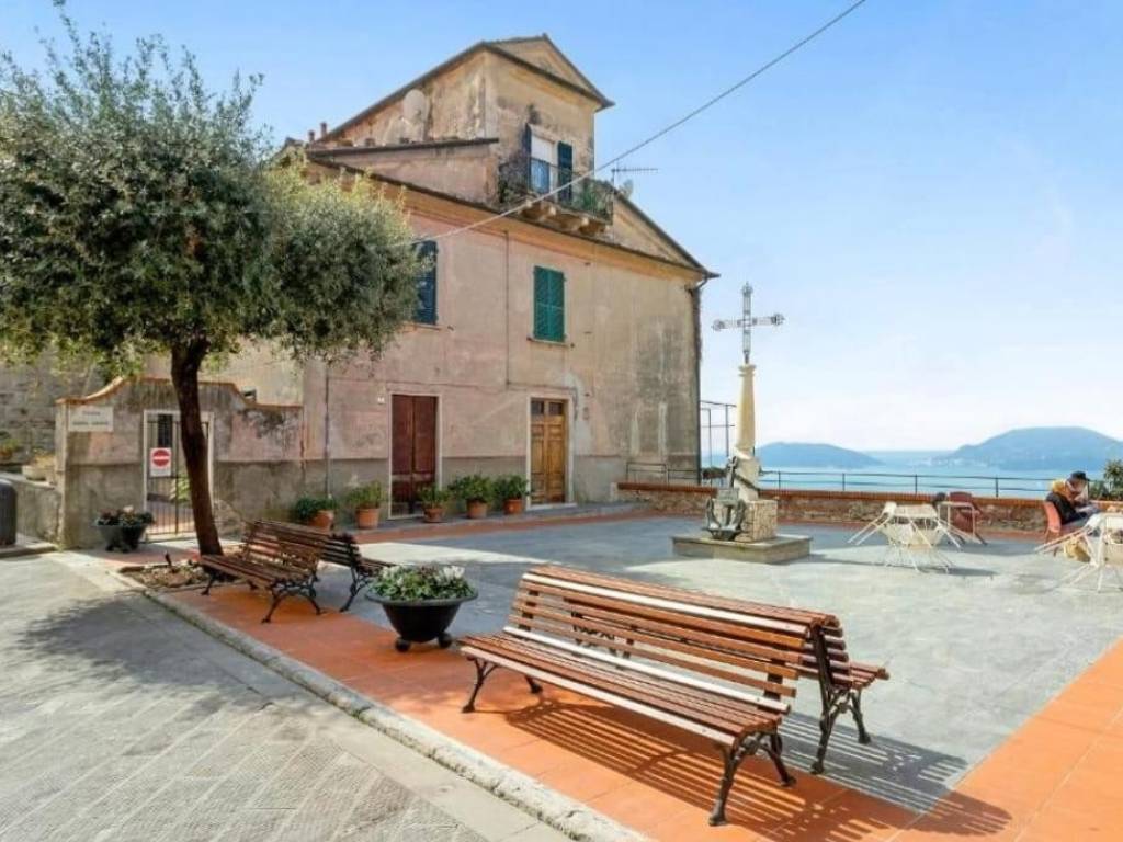 appartamento in vendita a Lerici in zona La Serra