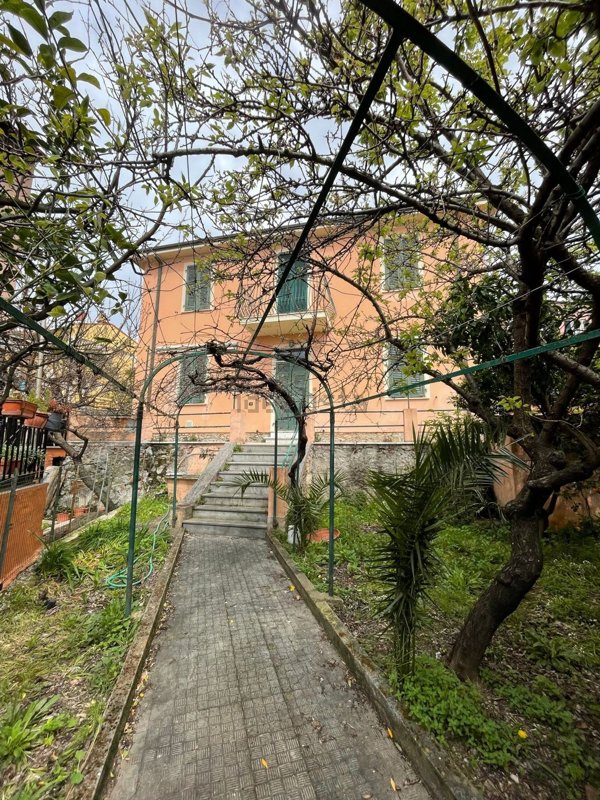appartamento in vendita a Lerici in zona Tellaro