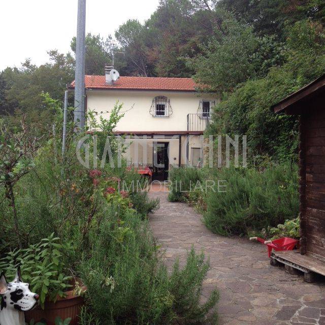 casa indipendente in vendita a Lerici