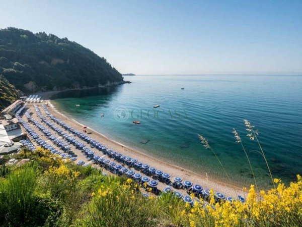 appartamento in vendita a Lerici