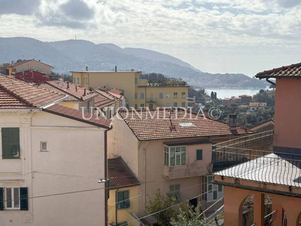 casa indipendente in vendita a Lerici in zona San Terenzo