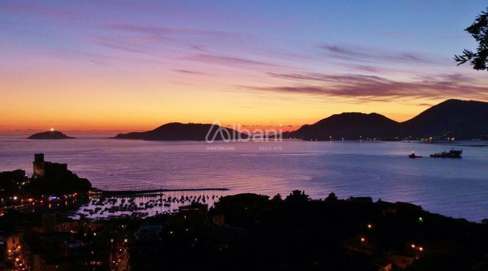 appartamento in vendita a Lerici