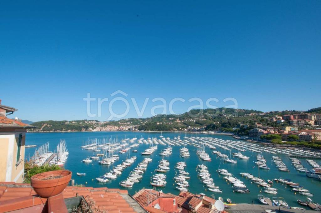 appartamento in vendita a Lerici