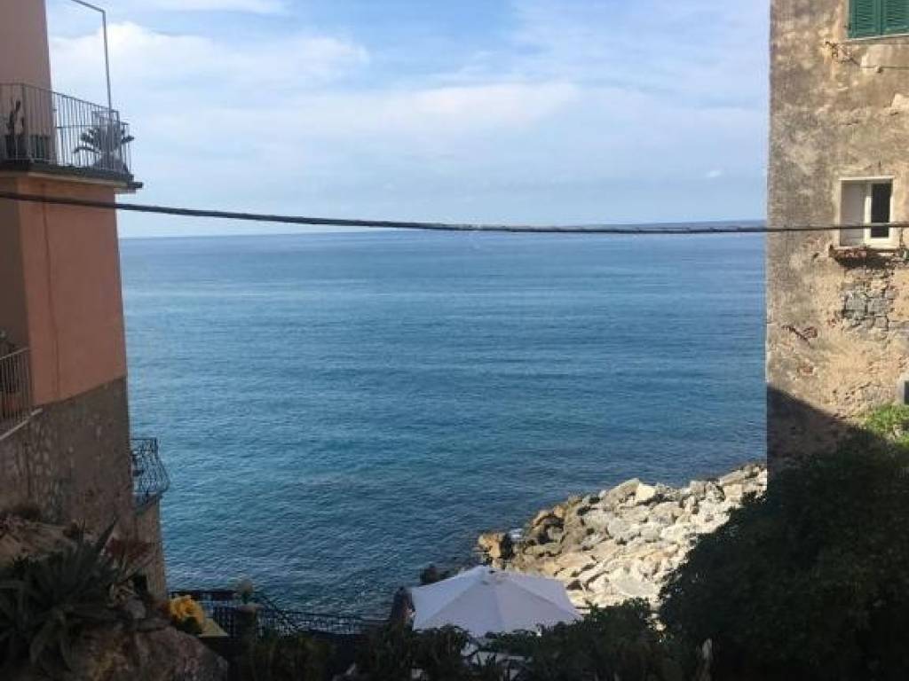 appartamento in vendita a Lerici in zona Tellaro