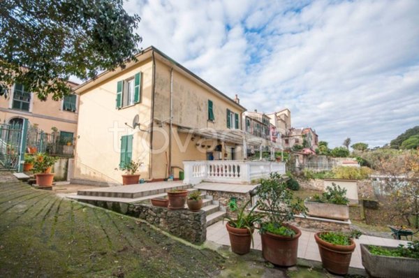 appartamento in vendita a Lerici in zona Pugliola