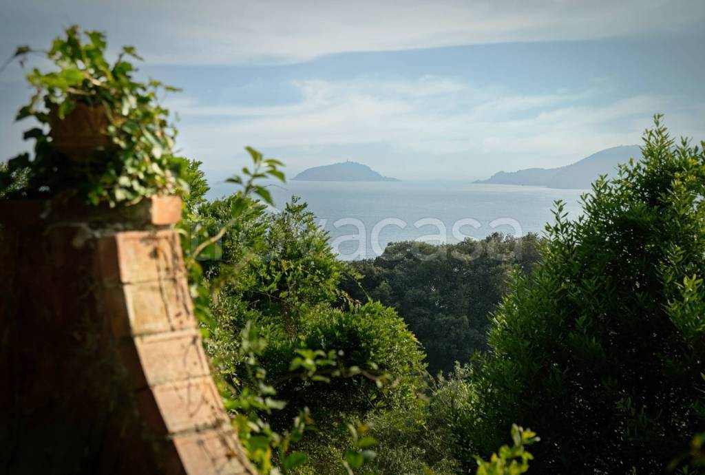 villa in vendita a Lerici