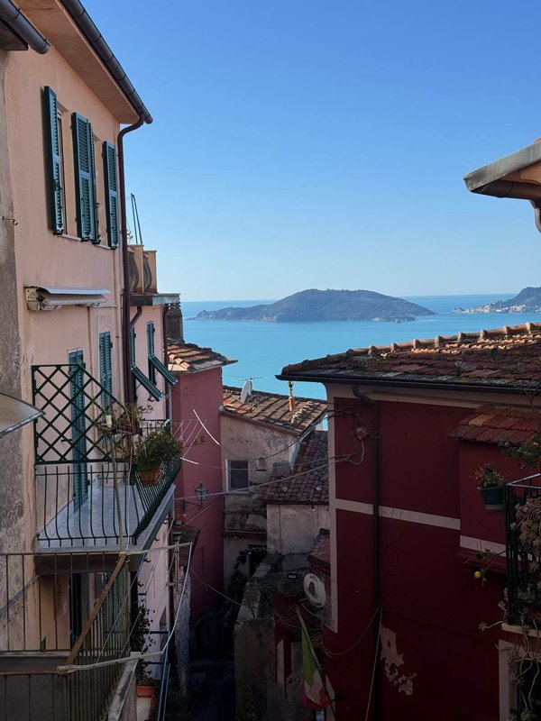 appartamento in vendita a Lerici in zona La Serra