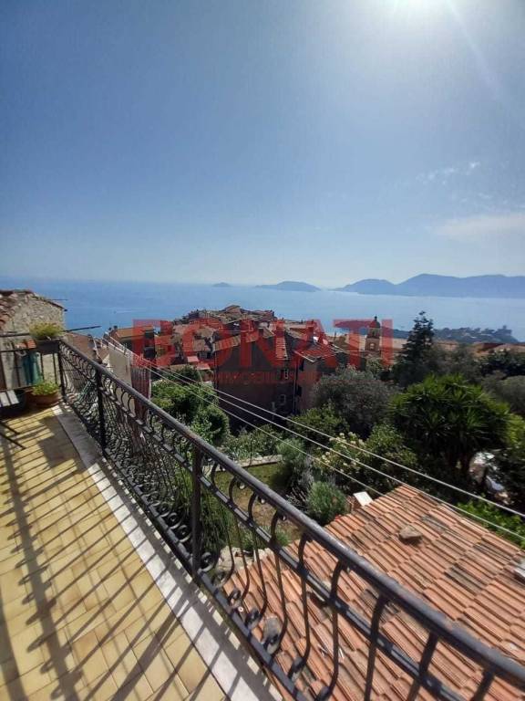 appartamento in vendita a Lerici in zona La Serra