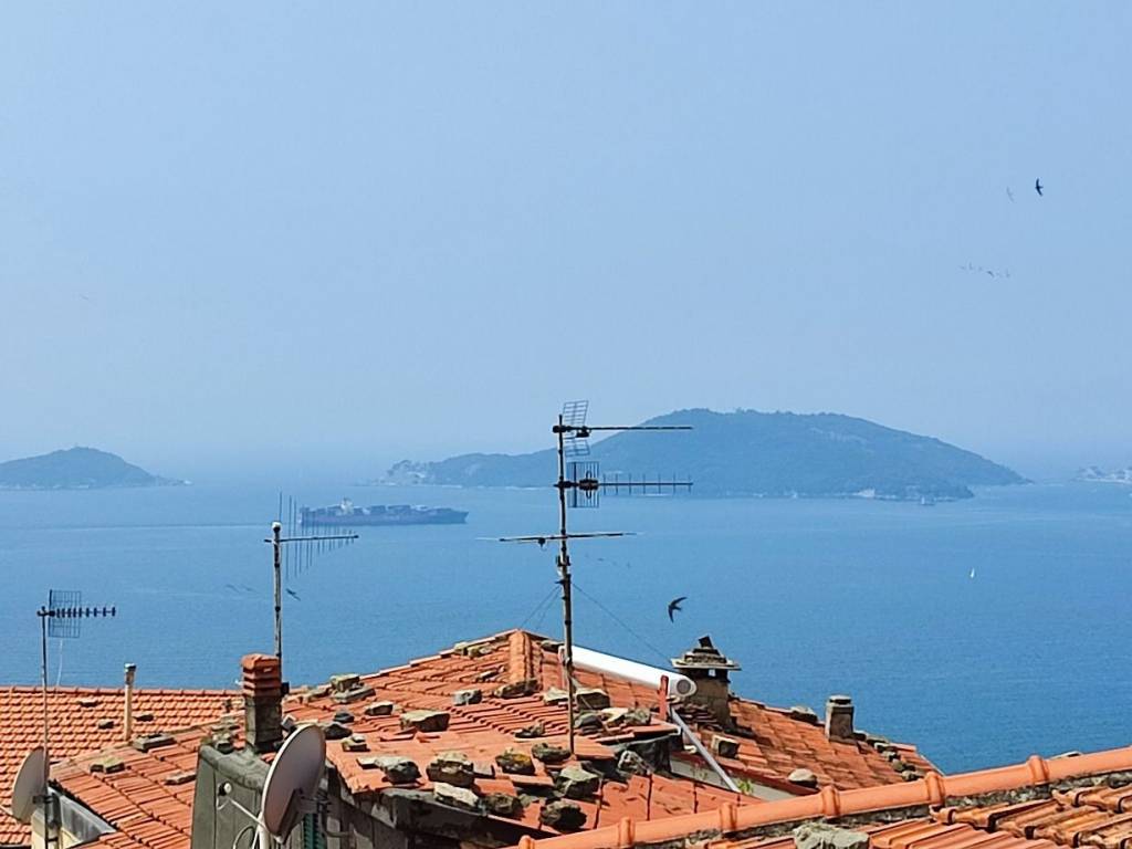 appartamento in vendita a Lerici in zona Tellaro