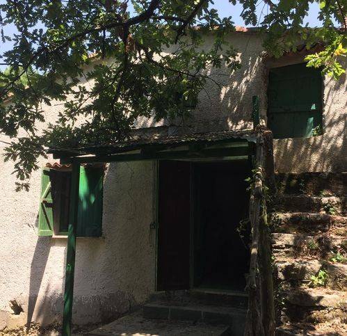 casa indipendente in vendita a Lerici in zona Pugliola