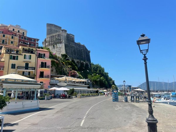 appartamento in vendita a Lerici